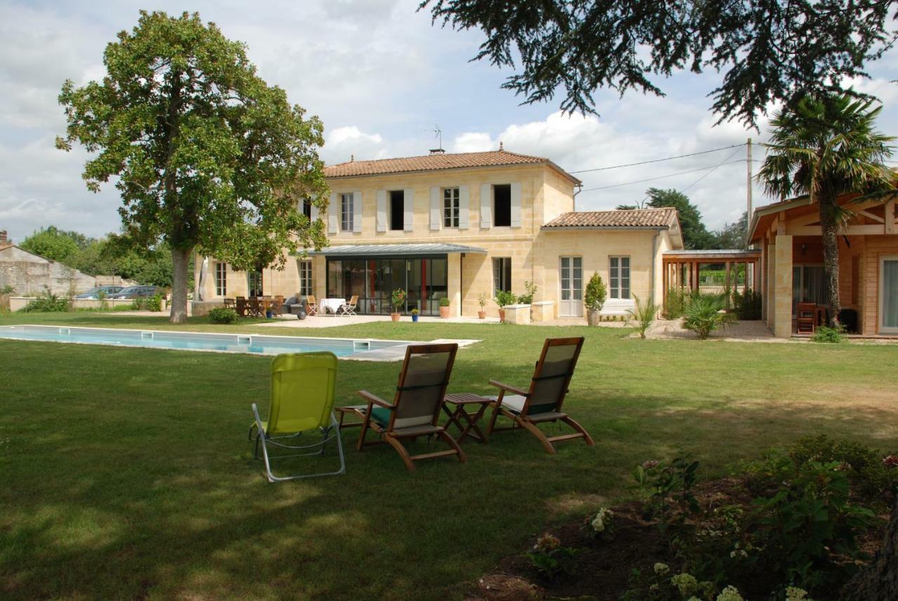 Bed and Breakfast Les Ambeles Saint-Magne-de-Castillon Exterior foto